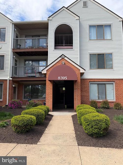 102-8395 Buttress Ln, MANASSAS, VA, 20110-7083 | Card Image