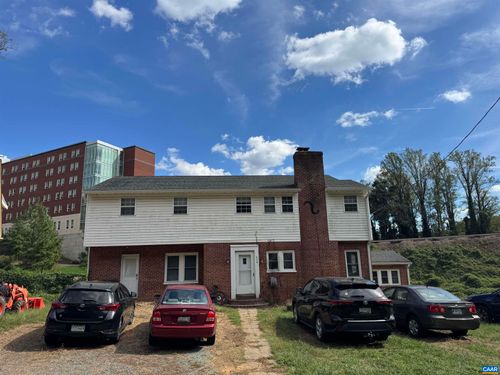 526 Valley Rd, Charlottesville, VA, 22903-3217 | Card Image