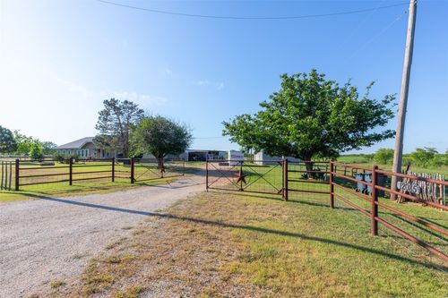 12085 County Road 250, Clyde, TX, 79510-6123 | Card Image