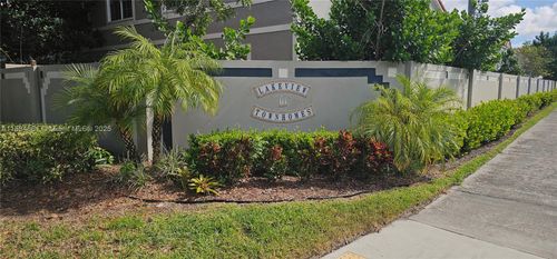 8372 Sw 23rd Ct, Miramar, FL, 33025-5122 | Card Image