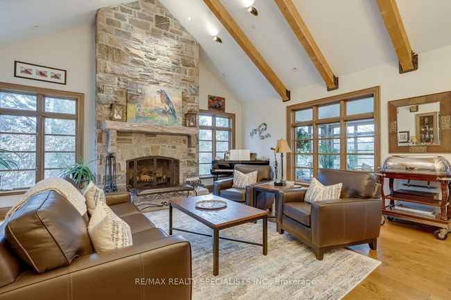 41 George Cres, House other with 4 bedrooms, 6 bathrooms and 10 parking in Caledon East ON | Image 5