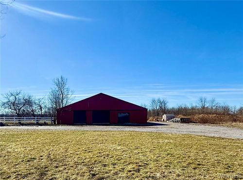 13081 Main Rd, Akron, NY, 14001-9326 | Card Image