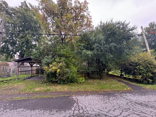 20382 Church St, South Lancaster, ON, K0C2C0 | Card Image