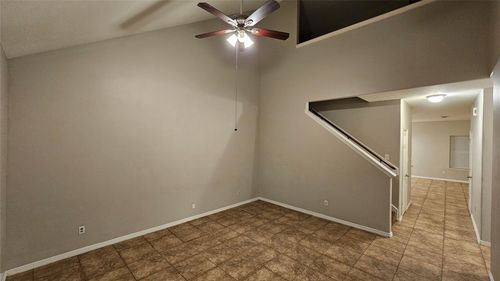 10130 Berrybriar Ln, Tomball, TX, 77375-0430 | Card Image