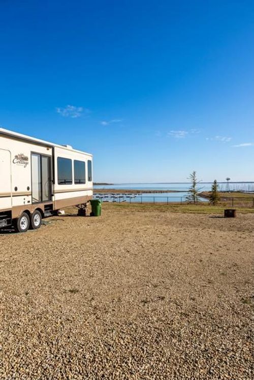 77B 10032 Township Road 422, Rural Ponoka County, AB, T4J1V9 | Card Image