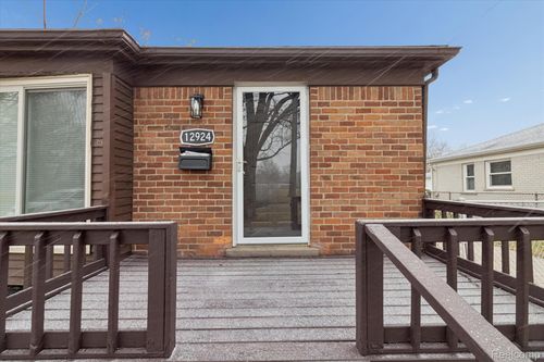 12924 Fenton, Redford, MI, 48239-2679 | Card Image