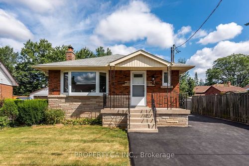 main-7 Bolan Crt, Hamilton, ON, L8V1S6 | Card Image