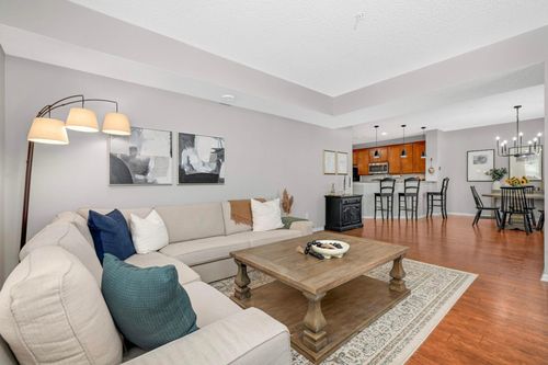 unit-5-1820 Plymouth Ln, Chanhassen, MN, 55317-4837 | Card Image