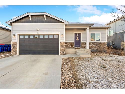 762 Settlers Dr, Milliken, CO, 80543-3225 | Card Image