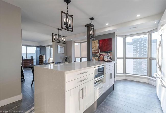 1703 - 67 Caroline St S, House attached with 2 bedrooms, 2 bathrooms and 1 parking in Hamilton ON | Image 9