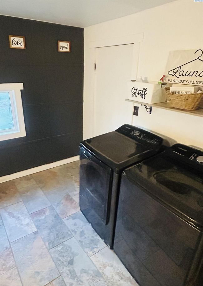39304 N Olson Pr Nw, Home with 2 bedrooms, 1 bathrooms and null parking in Benton City WA | Image 23
