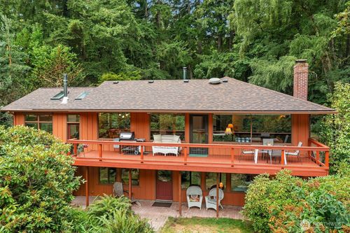 17218 90th Avenue Sw, Vashon, WA, 98070 | Card Image