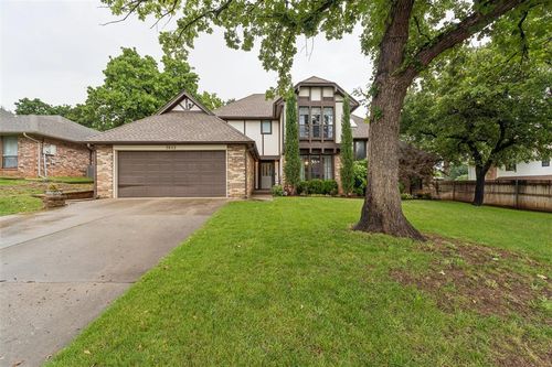 3822 Marked Tree Dr, Edmond, OK, 73013-6864 | Card Image