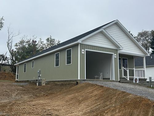 145 Country Lane, Wytheville, VA, 24382 | Card Image