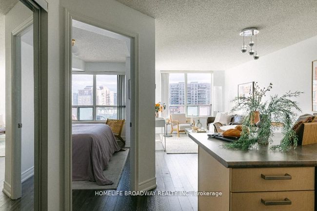605 - 62 Suncrest Blvd, Condo with 2 bedrooms, 1 bathrooms and 2 parking in Thornhill ON | Image 6