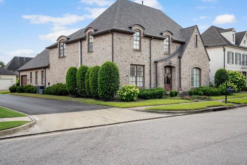 9051 Terrene Ln, Germantown, TN, 38139-1101 | Card Image