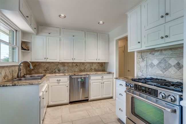 448 Parkhurst Dr, House other with 3 bedrooms, 1 bathrooms and null parking in Dallas TX | Image 12