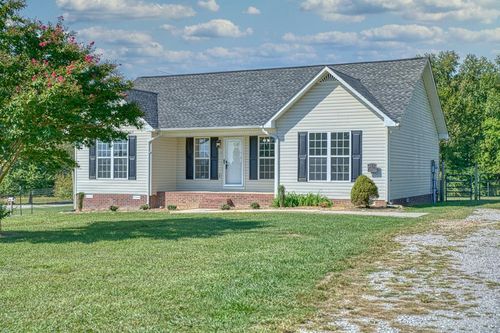 6202 Cheyenne Trl, Baxter, TN, 38544-4749 | Card Image