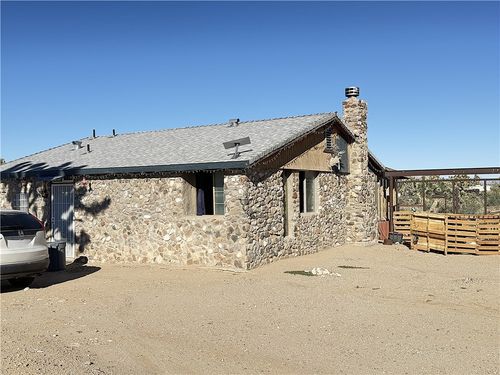 18096 N Olive Dr, Dolan Springs, AZ, 86441-7568 | Card Image