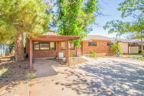 1421 E Cardwell St, Brownfield, TX, 79316-4803 | Card Image
