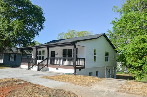 307 N Catawba St, Lancaster, SC, 29720-2068 | Card Image