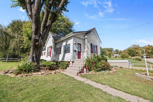 404 N Walnut Street, Huntingburg, IN, 47542 | Card Image