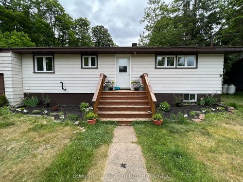 1052 Estates Rd, Bancroft, ON, K0L1C0 | Card Image