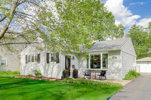 3100 Falcon Ct W, Rolling Meadows, IL, 60008-2436 | Card Image