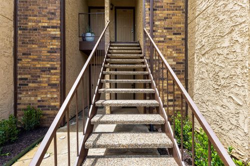 2126-1204 Harwell Dr, Arlington, TX, 76011-8818 | Card Image