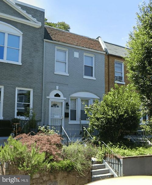 130 16th St Ne, WASHINGTON, DC, 20002-6512 | Card Image