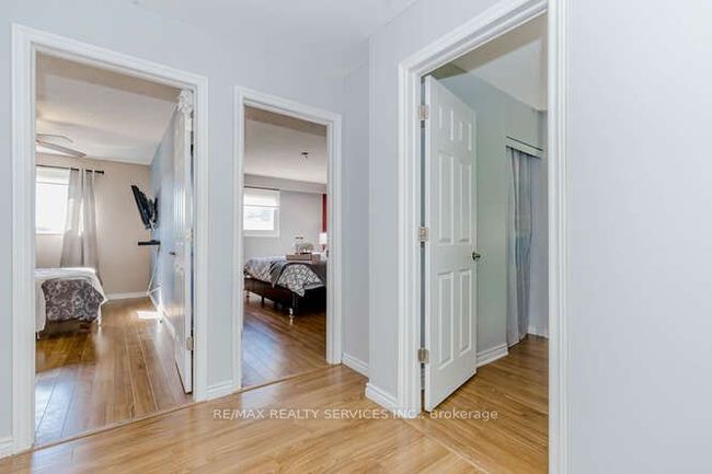 32 Simmons Blvd, House other with 3 bedrooms, 2 bathrooms and 4 parking in Brampton ON | Image 28
