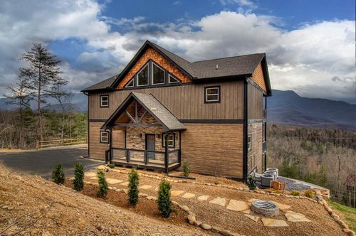 621 Big Bear Rdg, Gatlinburg, TN, 37738 | Card Image