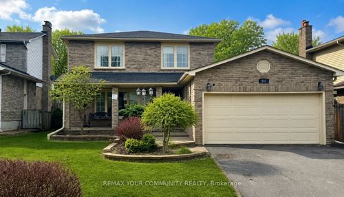 911 Ferndale Cres, Newmarket, ON, L3Y6B6 | Card Image