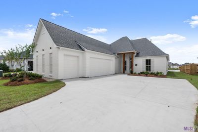 38165 Sweet Briar Dr, House other with 4 bedrooms, 3 bathrooms and null parking in Prairieville LA | Image 1