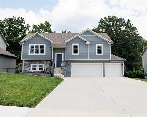 8815 Longview Pkwy, Kansas City, MO, 64138 | Card Image