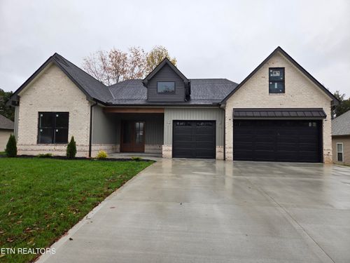 180 Amohi Way, Loudon, TN, 37774-3008 | Card Image