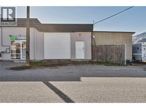 1-1565 Fairview Rd, Penticton, BC, V2A6P6 | Card Image