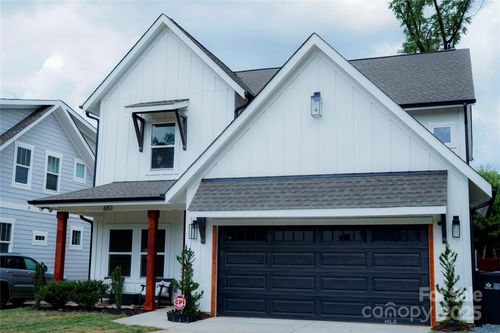 651 Tennyson Dr, Charlotte, NC, 28208-2909 | Card Image