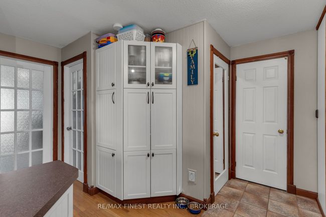 403 - 540 Talbot Pl, Condo with 2 bedrooms, 1 bathrooms and 1 parking in Gananoque ON | Image 14