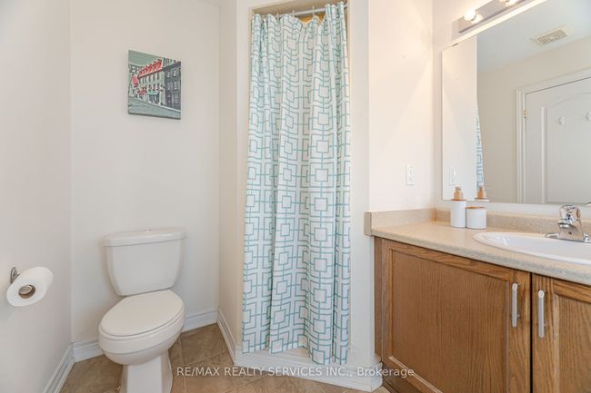 21 Cedarbrook Rd, House attached with 3 bedrooms, 3 bathrooms and 1 parking in Brampton ON | Image 21