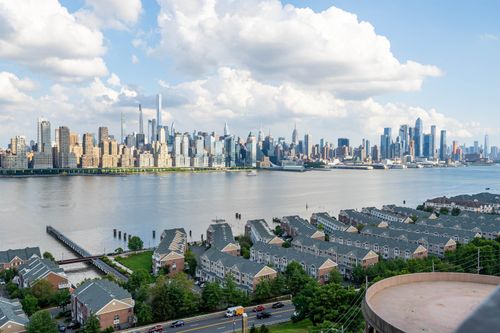 apt-11e-6600 Kennedy Blvd E, West New York, NJ, 07093-4240 | Card Image