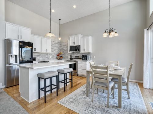 9731 Saint Andrews Dr, Elko New Market, MN, 55020-9630 | Card Image