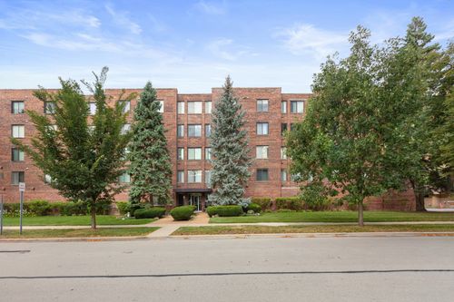 2f-110 Dunton Ave, Arlington Heights, IL, 60005-1938 | Card Image