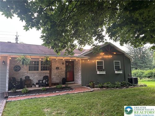 799 Benders Church Rd, Pen Argyl, PA, 18072-9764 | Card Image