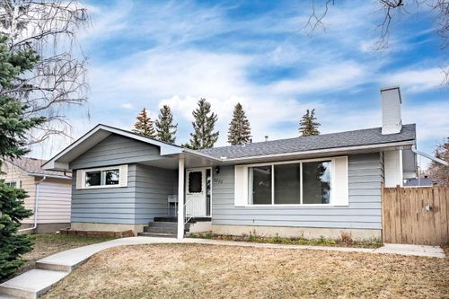5220 Barron Drive Nw, Calgary, AB, T2L1T6 | Card Image