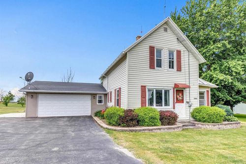 10436 Menchalville Road, Franklin, WI, 54230 | Card Image
