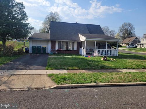 19 Camellia Rd, LEVITTOWN, PA, 19057-1703 | Card Image