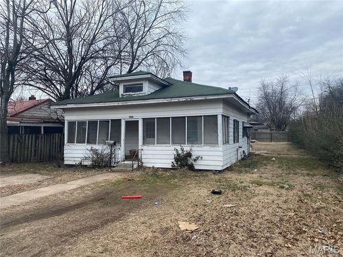 800 Wayne St, Kennett, MO, 63857-1774 | Card Image