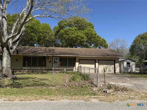 92 Live Oak St, Lolita, TX, 77971-0002 | Card Image