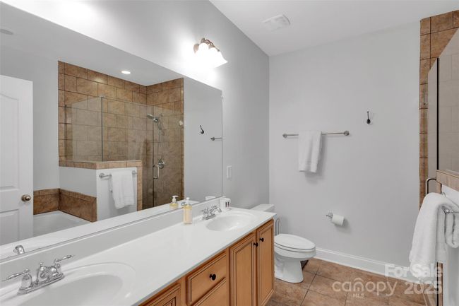 Primary En-Suite Bathroom | Image 24